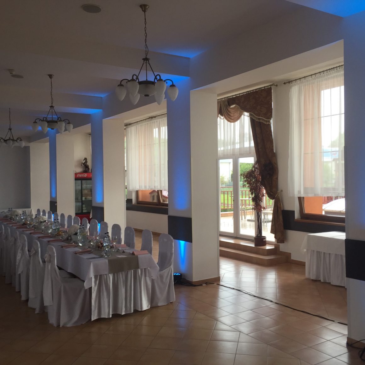 DJ STEN farebná sála Košice Hotel Dália po vysvietení